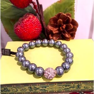 GRAY PEARL STRETCH BRACELET WITH 1 DIAMOND BEAD BY TWO’S CO (CHIC 2)
